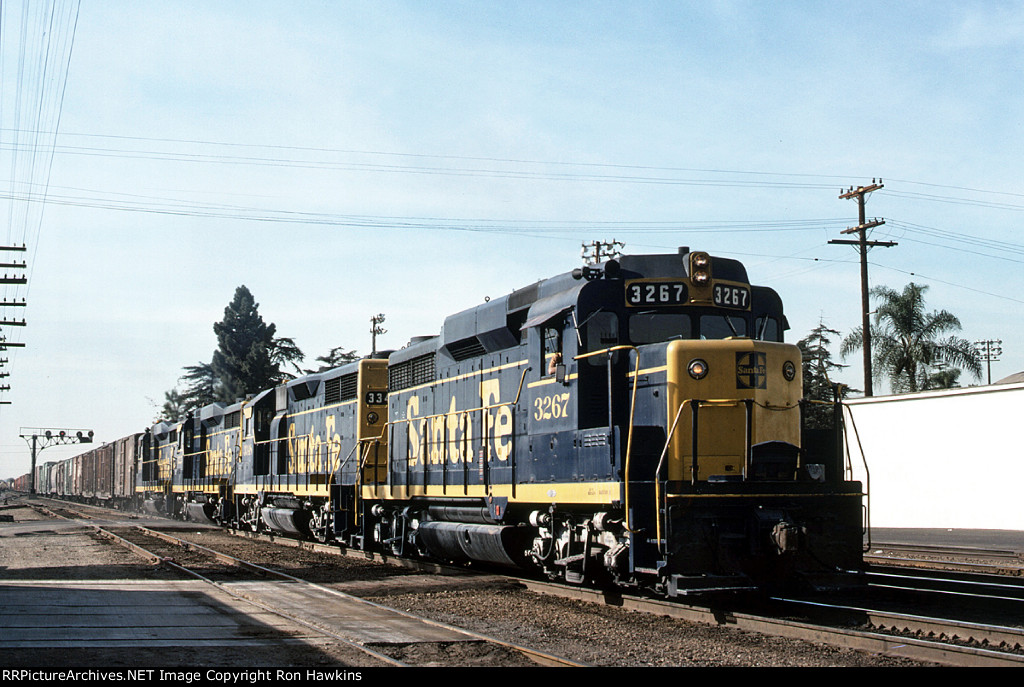 ATSF 3267 (REPOST)